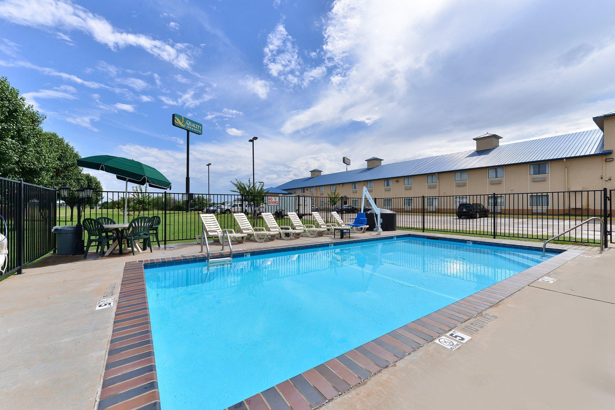 Quality Inn & Suites Wichita Falls I-44 Εξωτερικό φωτογραφία