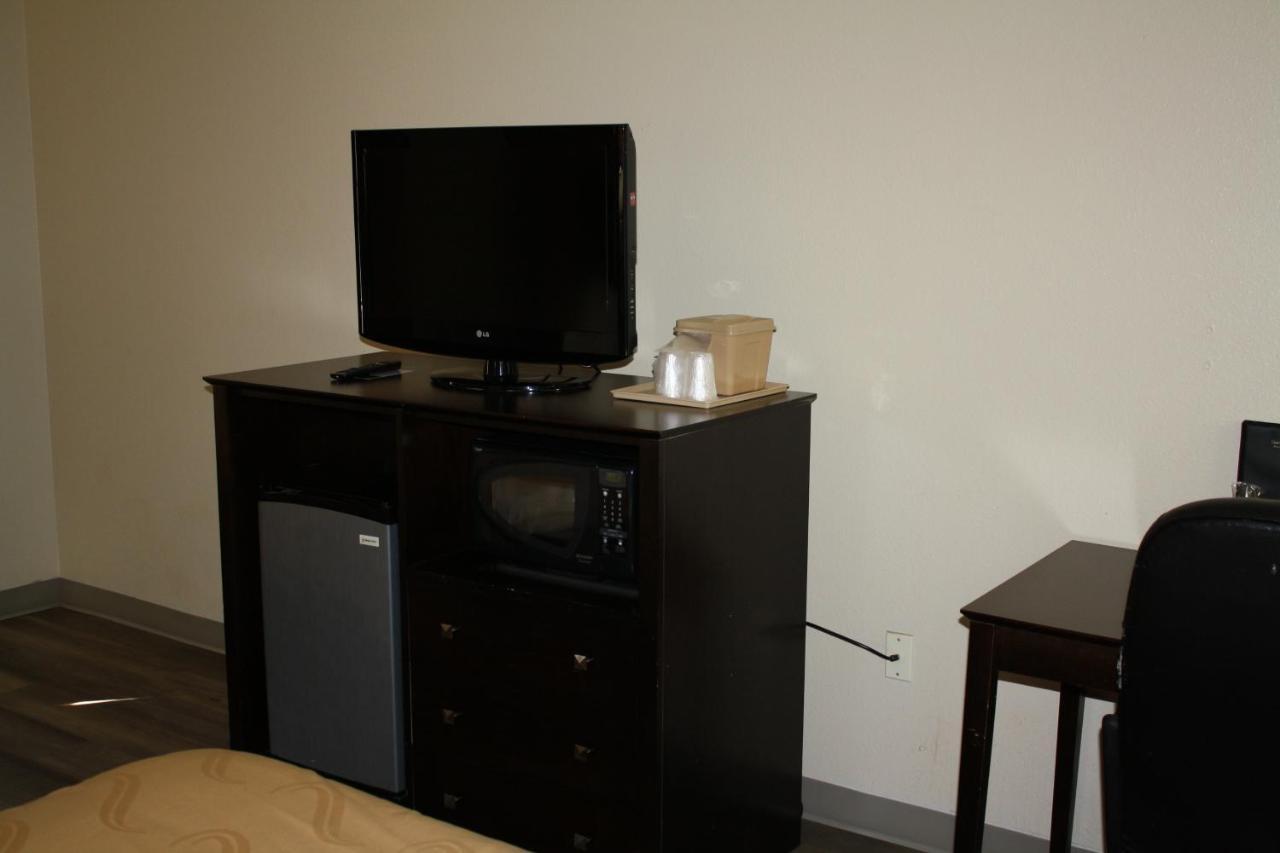 Quality Inn & Suites Wichita Falls I-44 Εξωτερικό φωτογραφία