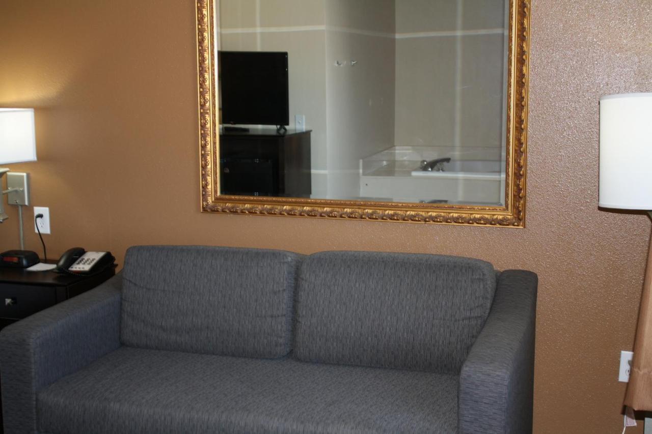 Quality Inn & Suites Wichita Falls I-44 Εξωτερικό φωτογραφία