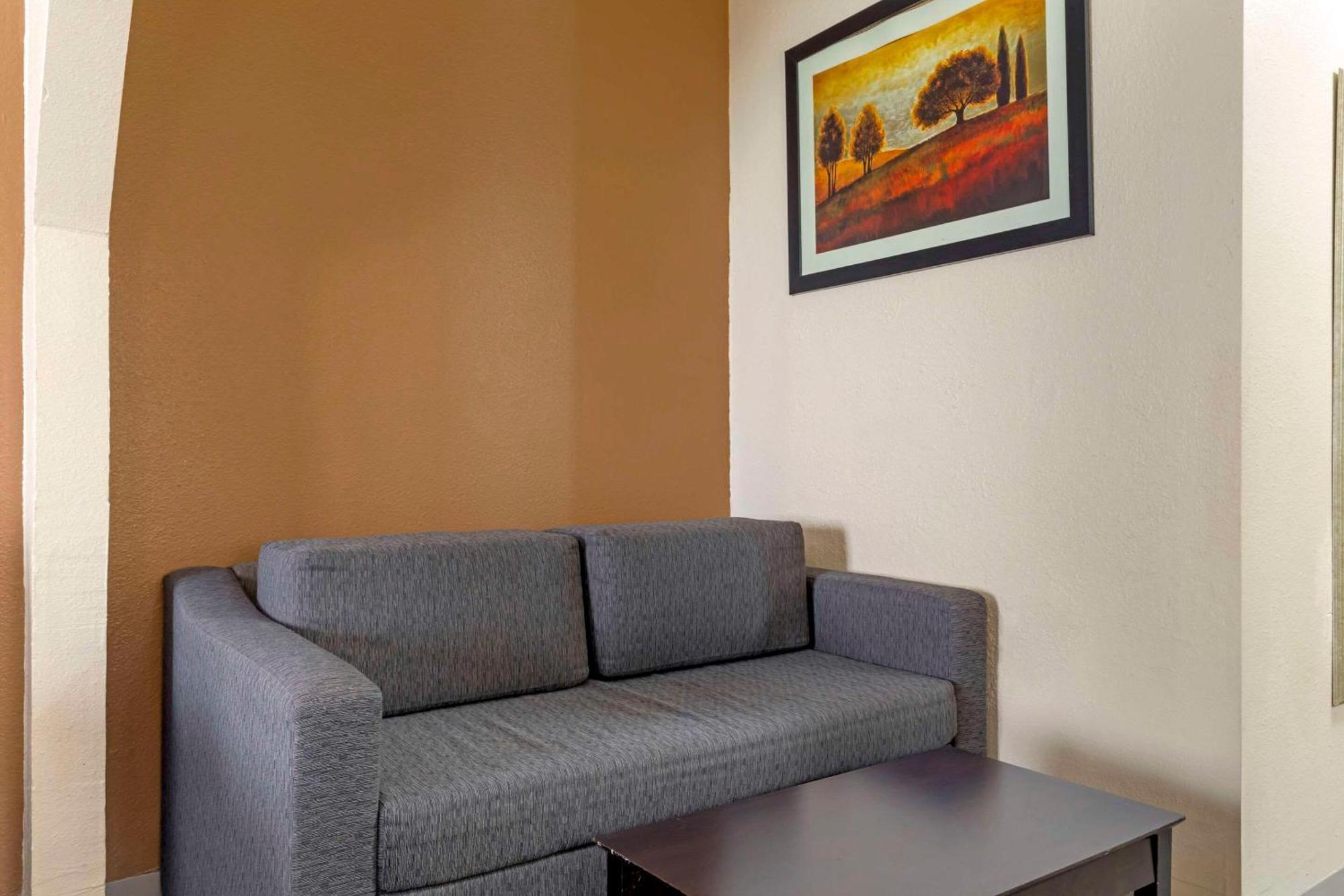 Quality Inn & Suites Wichita Falls I-44 Εξωτερικό φωτογραφία