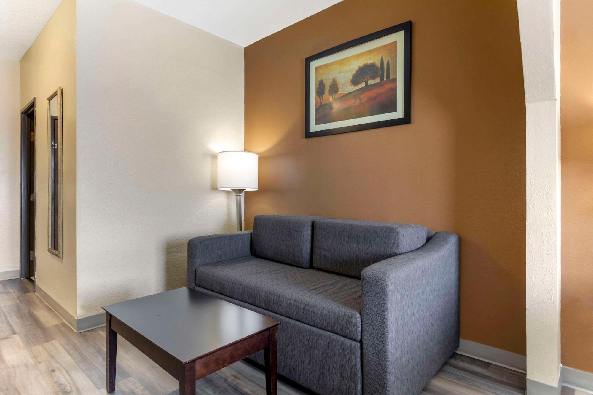 Quality Inn & Suites Wichita Falls I-44 Εξωτερικό φωτογραφία