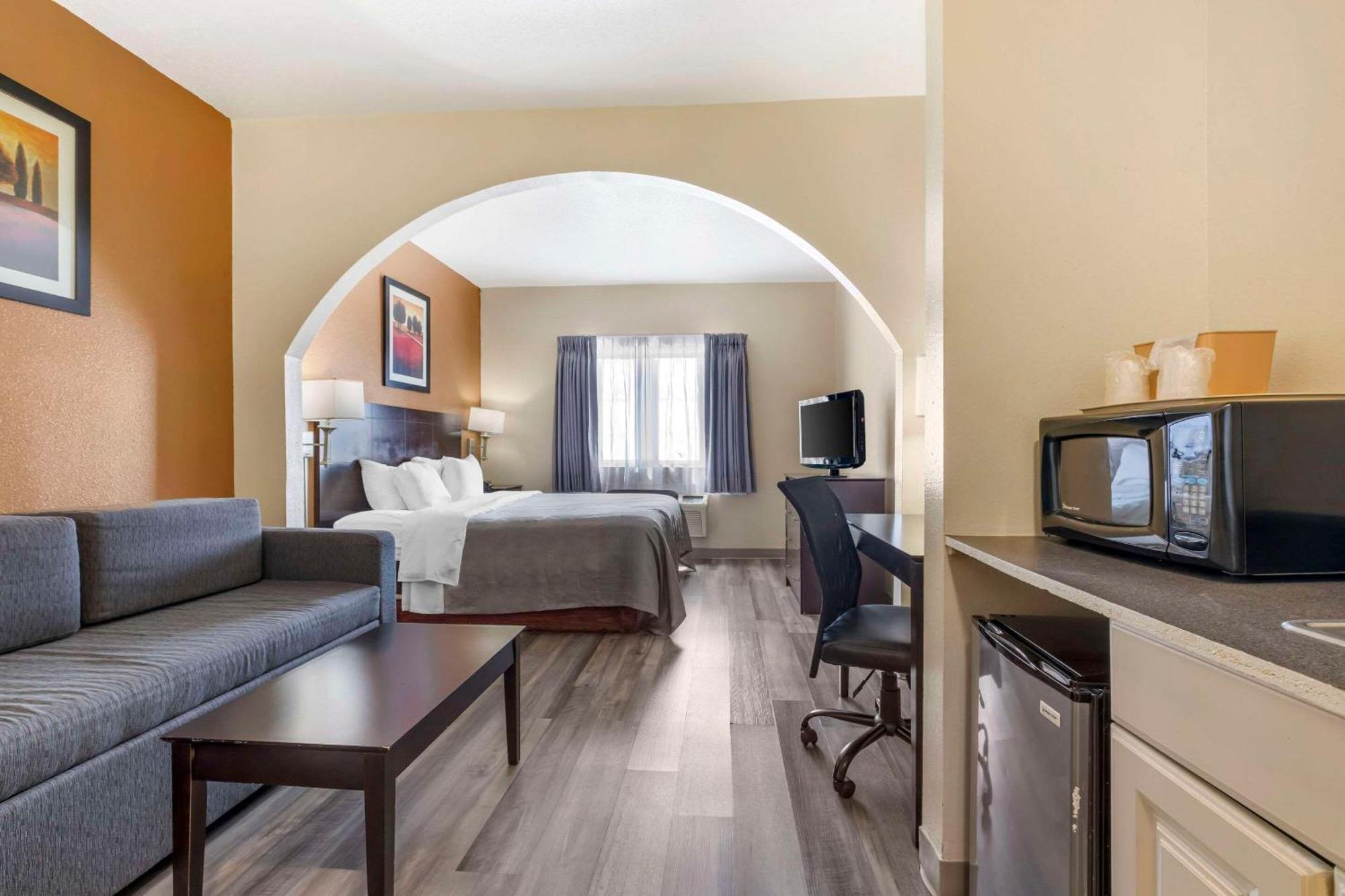 Quality Inn & Suites Wichita Falls I-44 Εξωτερικό φωτογραφία
