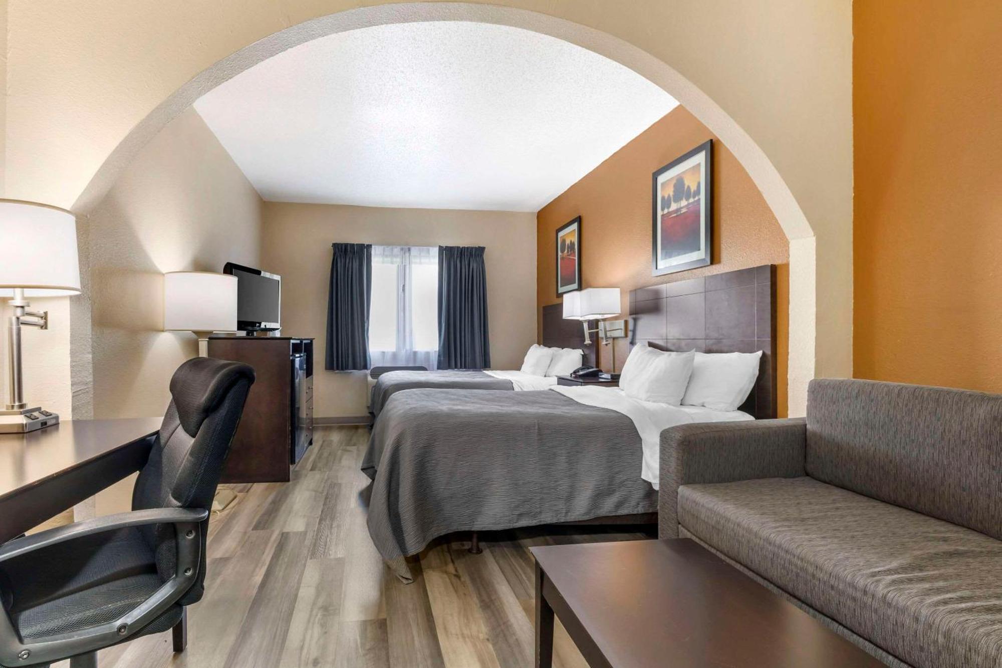 Quality Inn & Suites Wichita Falls I-44 Εξωτερικό φωτογραφία