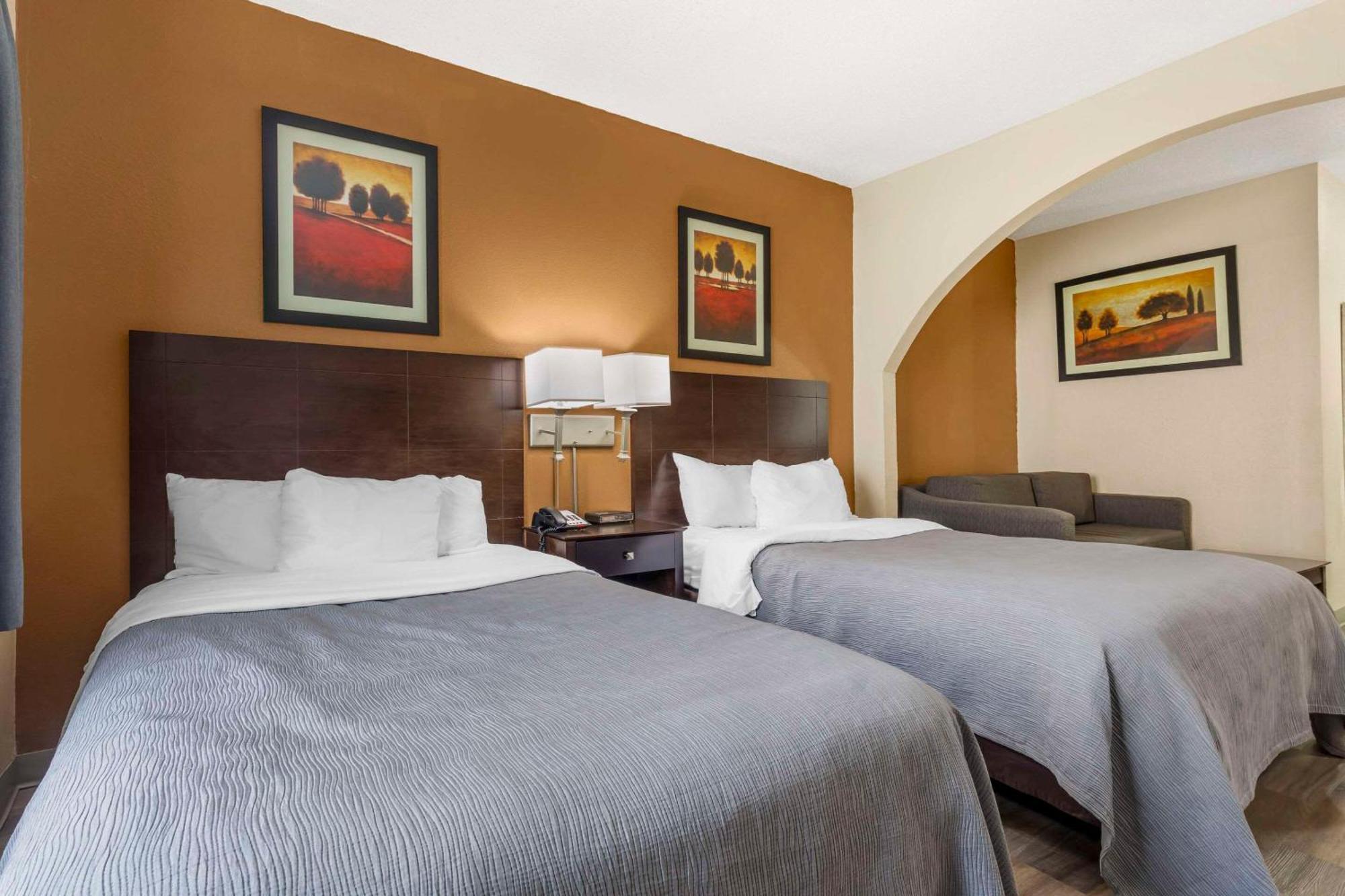 Quality Inn & Suites Wichita Falls I-44 Εξωτερικό φωτογραφία