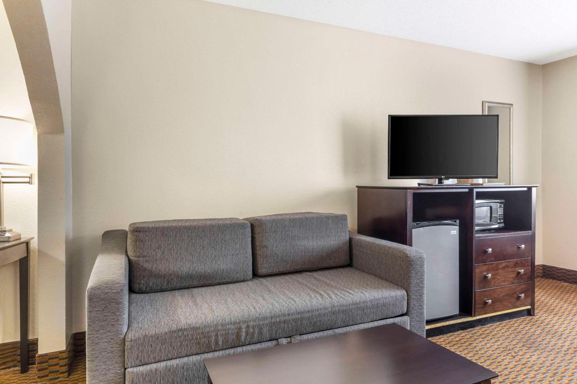 Quality Inn & Suites Wichita Falls I-44 Εξωτερικό φωτογραφία