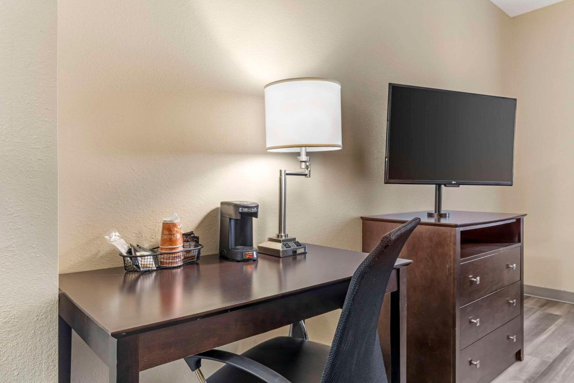 Quality Inn & Suites Wichita Falls I-44 Εξωτερικό φωτογραφία