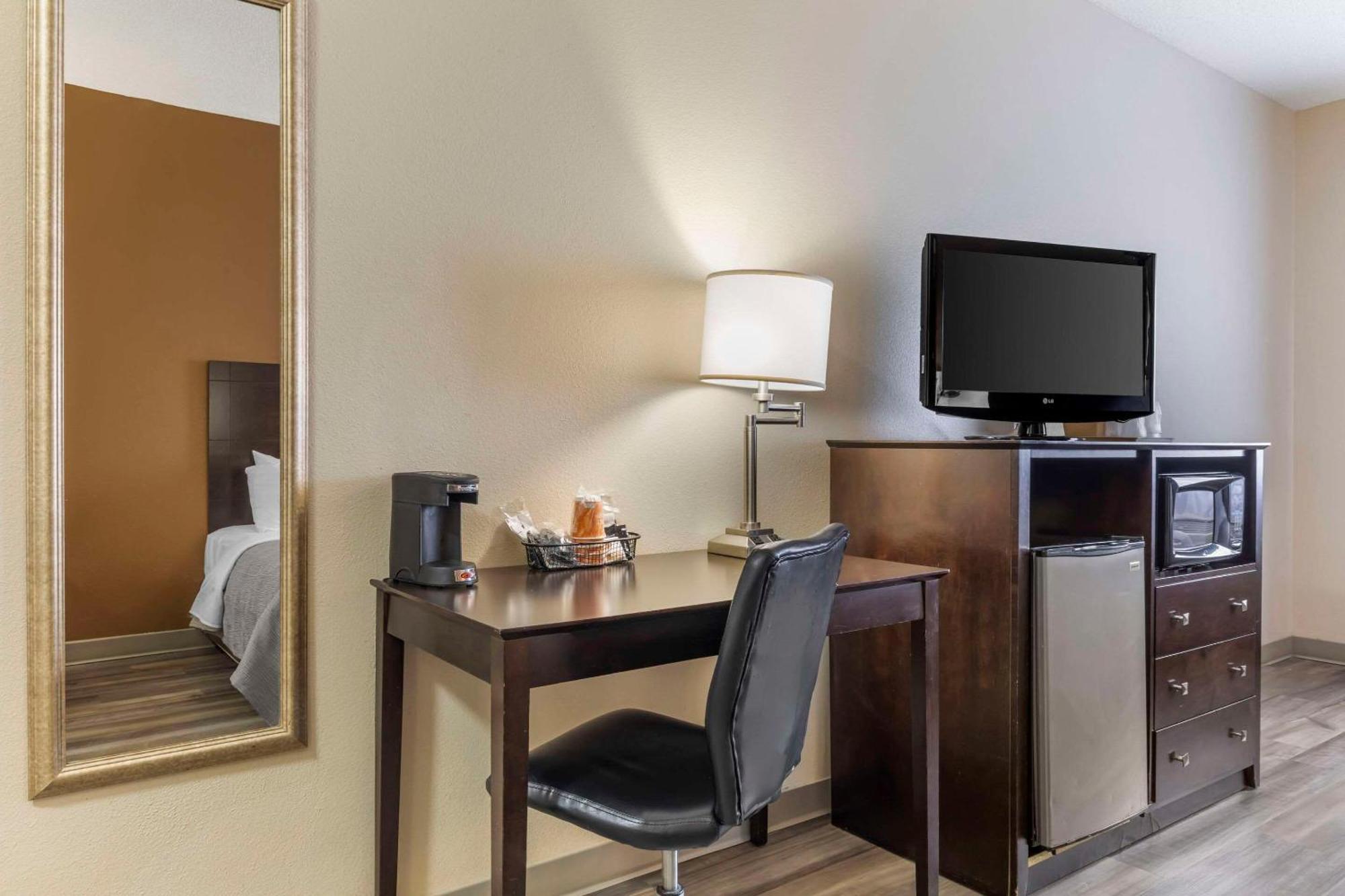 Quality Inn & Suites Wichita Falls I-44 Εξωτερικό φωτογραφία