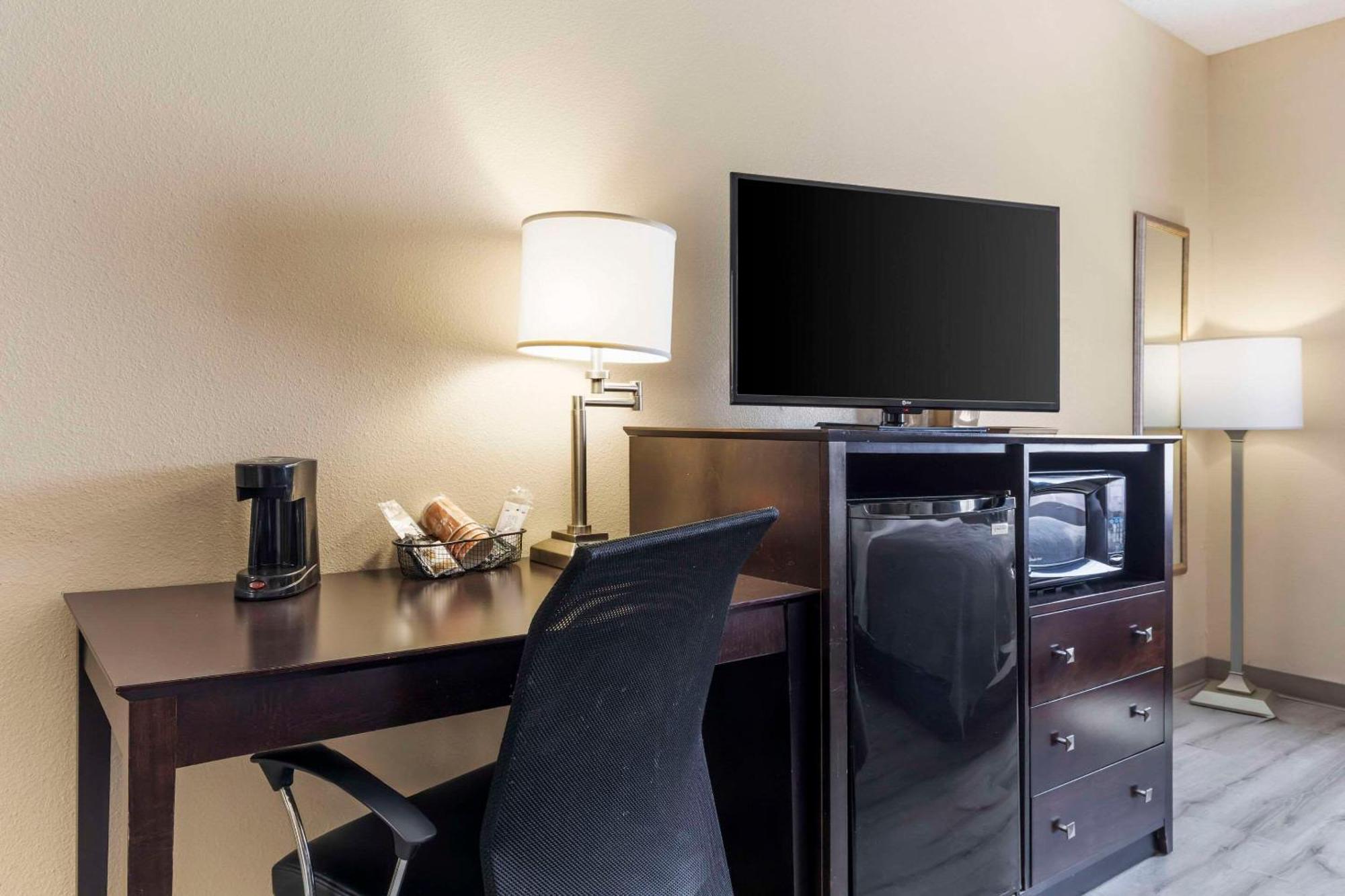 Quality Inn & Suites Wichita Falls I-44 Εξωτερικό φωτογραφία